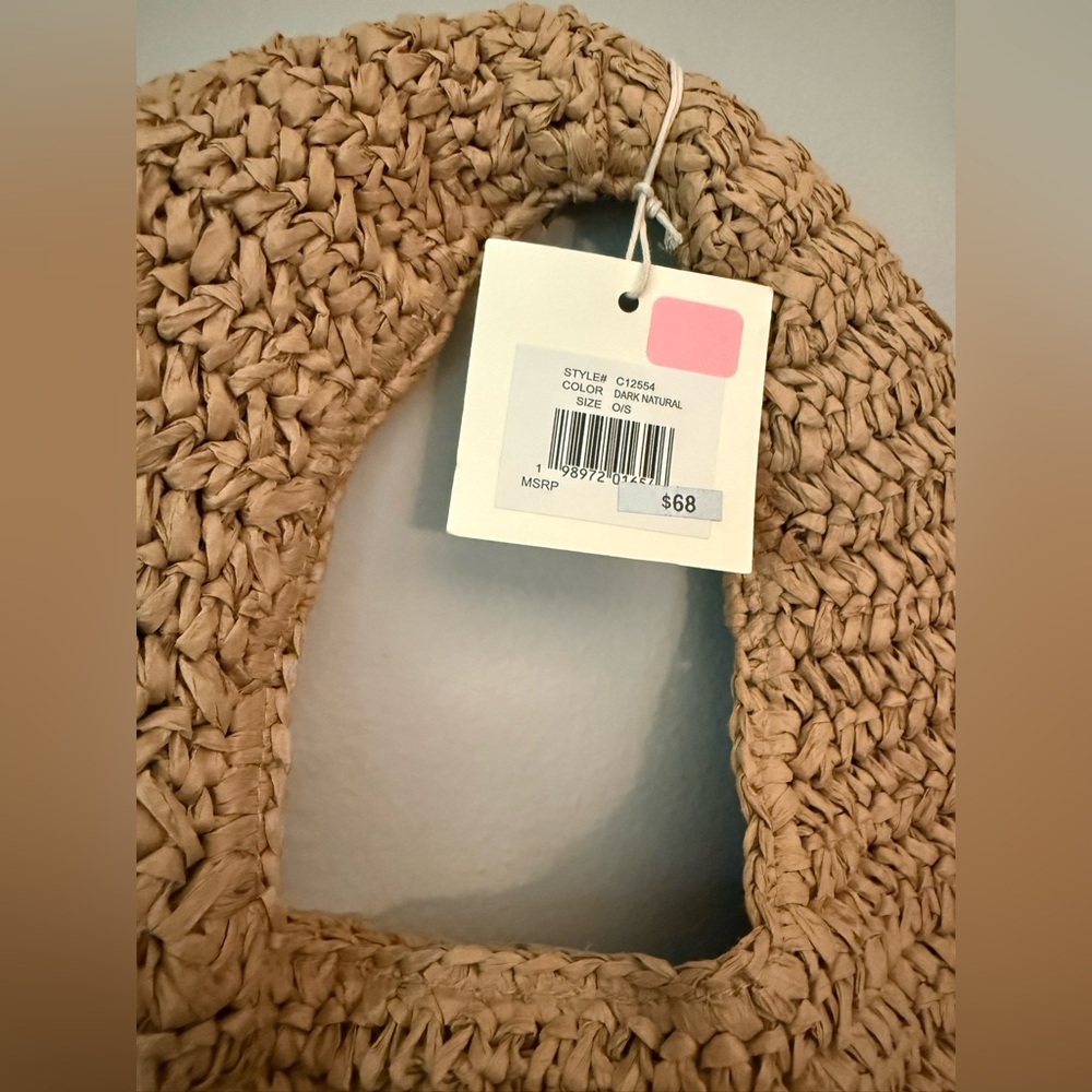 Woven Straw Handbag - Picture 2 of 3